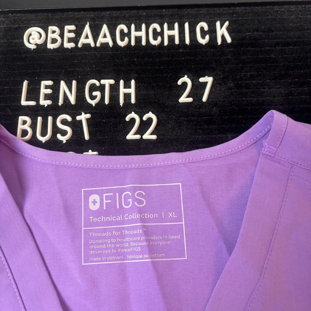 Figs lavender dawn Catarina V-Neck Medical Scrub Top - Picture 6 of 6